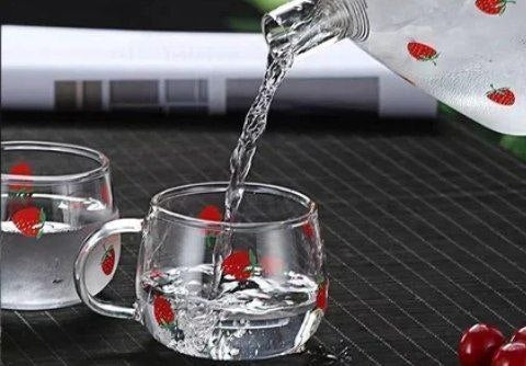 مج كابتشينو بايركس فراولة – تصميم بيضاوي مستورد 400ml