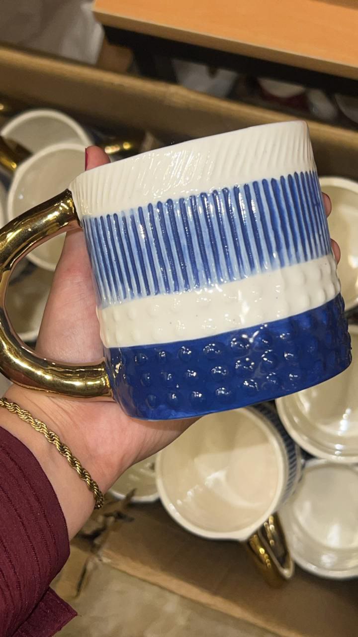 مج بورسلين فاخر بمقبض كبير