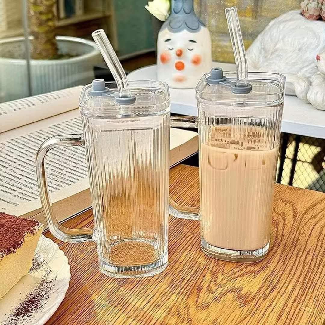 مج بايركس بالشاليموه – تصميم مربع أنيق بغطاء أكريليك شفاف