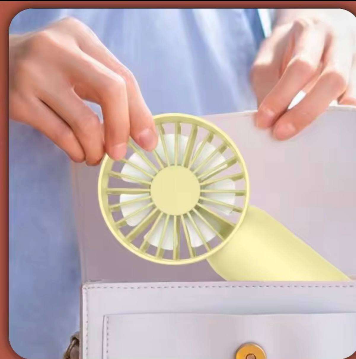 مروحة يدوية محمولة – الحل العملي لأيام الحر وانقطاع الكهرباء