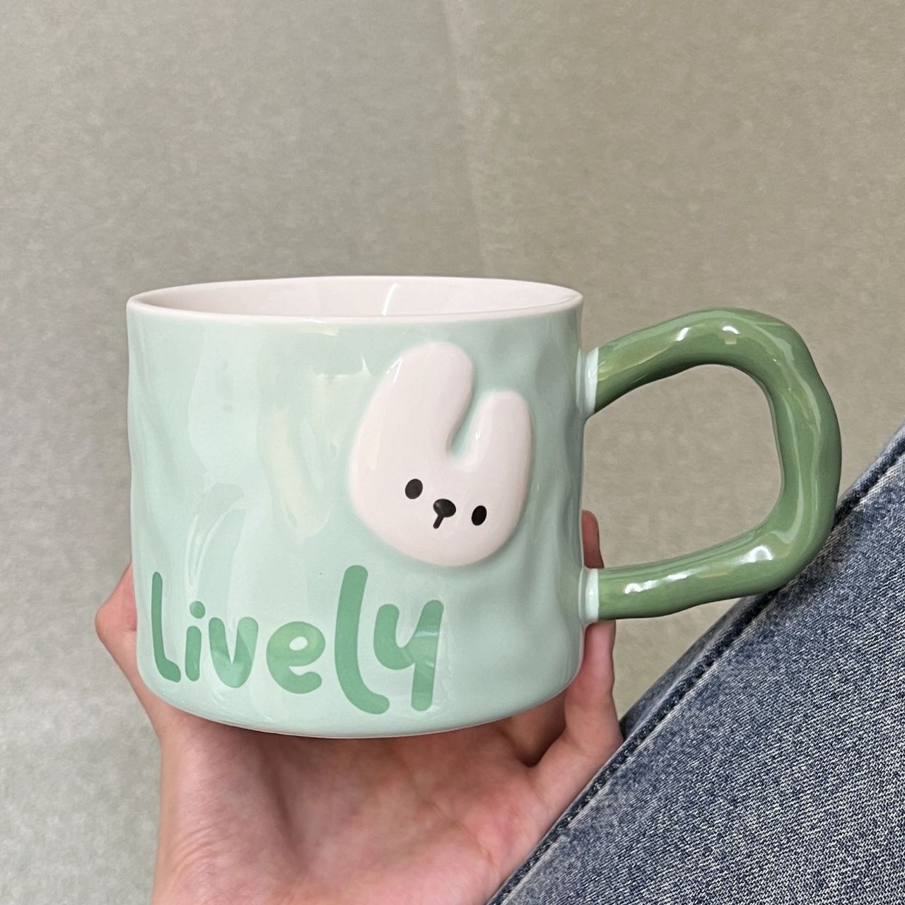 مج بورسلين Lovely بتصميم أرنوب مجسم – هدية أنيقة للمشروبات الساخنة والباردة