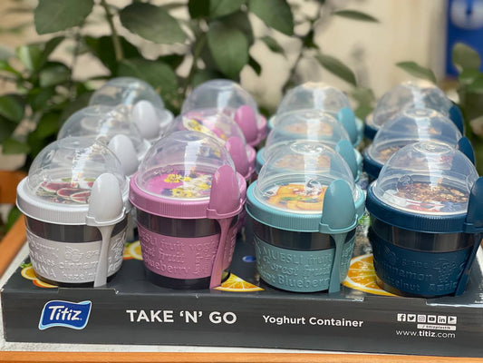 🍹 كوب كوكتيل تركي مع الملعقة – استمتعي بمشروبك بطريقة أنيقة وعملية!