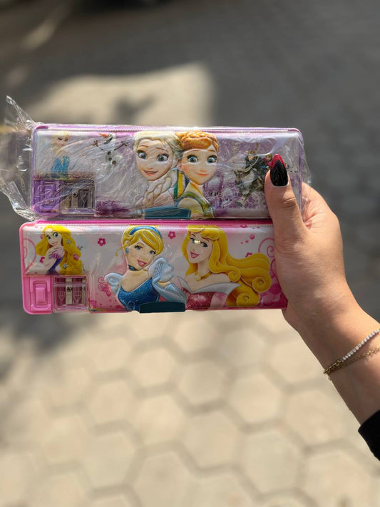 مقلمة أطفال كيوت بتصميم شخصيات متنوعة مع براية مدمجة 🎒✨