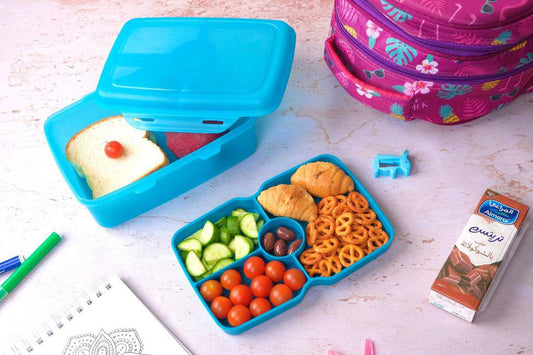 🍌 طقم لانش بوكس 2 لتر بنظام بنانا – عملي وآمن للأطفال والكبار