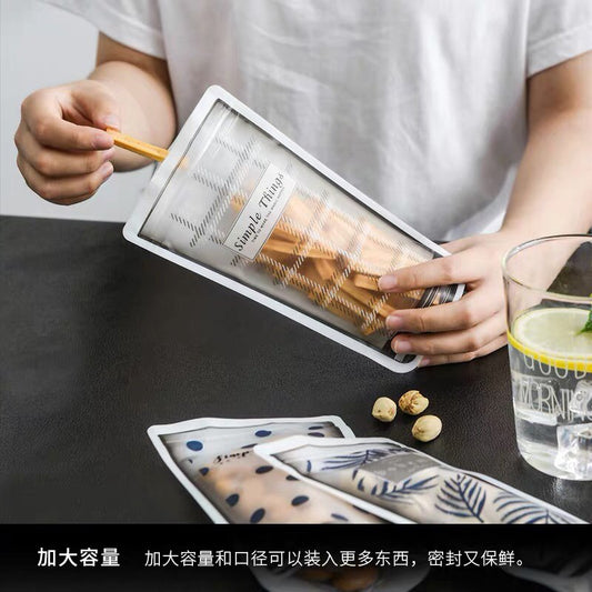 طقم 4 برطمانات تخزين سحرية قابلة للطي – مقاومة للتسريب وخفيفة الحمل