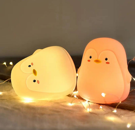 مصباح البطريق الليلي السيليكون – ضوء LED مهدئ وآمن للأطفال