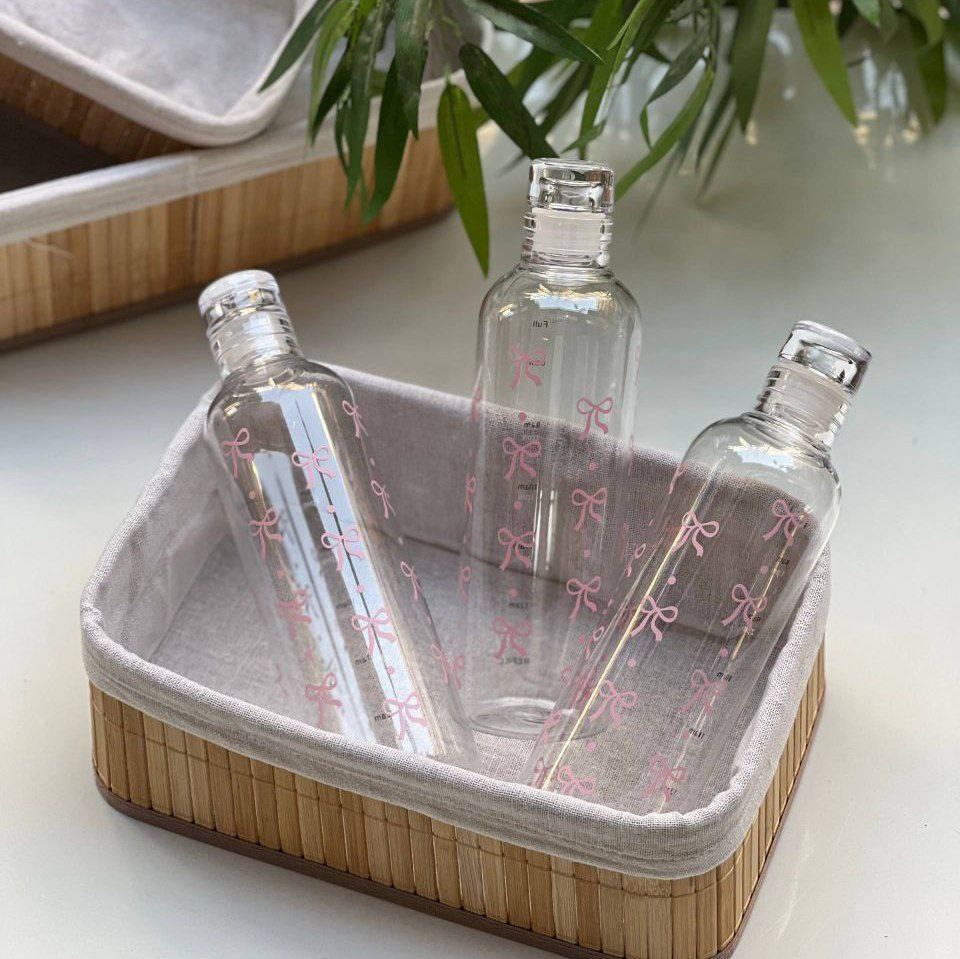 زجاجة مياه كريستال شكل فيونكه – أناقة وترطيب في كل لحظة