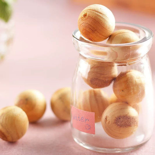 نفتالين خشب الكافور – لحماية طبيعية وآمنة لملابسك