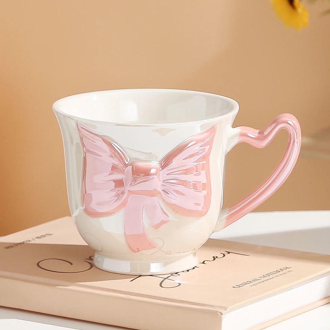 مج بورسلين فيونكة – لمسة أناقة في كل رشفة