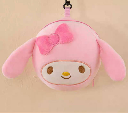 إكسسوار 4×1 بخامة فرو فاخرة – قطعة واحدة تجمع كل اللطافة والعملية