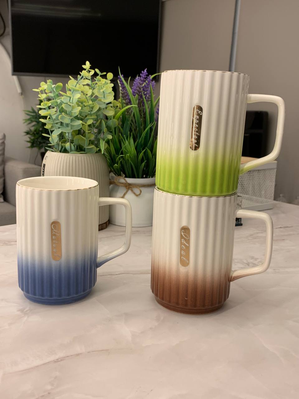 مج بورسلين حراري فاخر بلمسة جولد – تصميم أنيق للاستخدام اليومي والهدايا