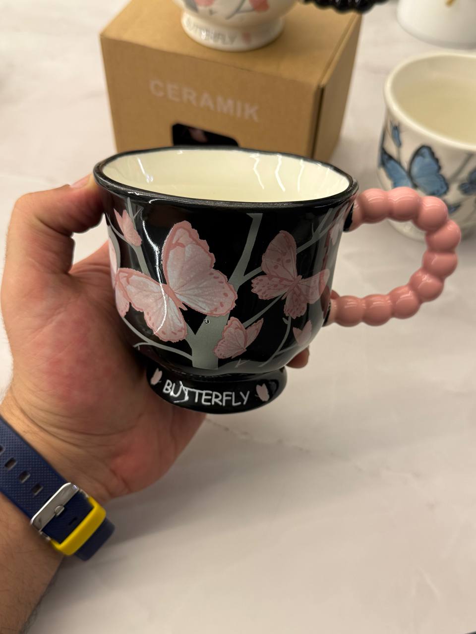 مج بورسلين بونشينا بتصميم أنيق – فخامة في كل رشفة