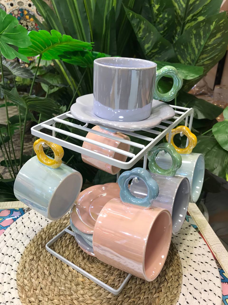 طقم شاي فاخر 13 قطعة مع حامل معدني ضد الصدأ – تصميم أنيق يضيف لمسة فخامة لتقديم الضيافة