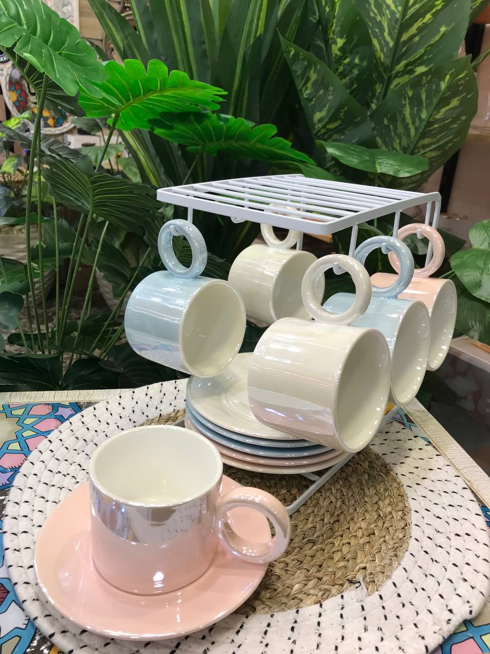 طقم شاي فاخر 13 قطعة مع حامل معدني ضد الصدأ – تصميم أنيق يضيف لمسة فخامة لتقديم الضيافة