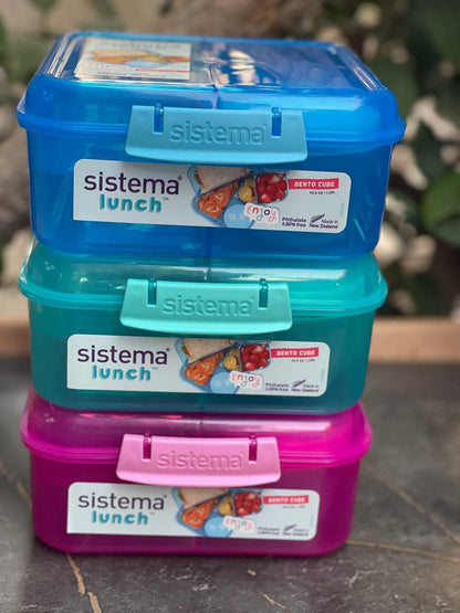لانش بوكس Sistema بسعة 1.25 لتر – مع علبة صوص صغيرة