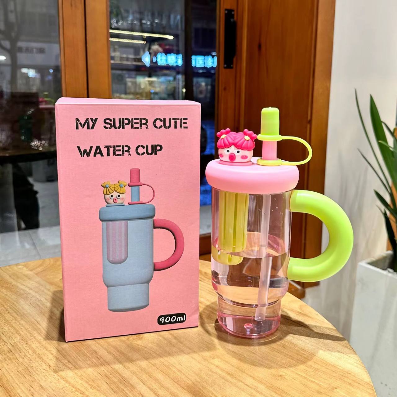 زجاجة أكريليك 900 مل للديتوكس والعصائر بغطاء مُحكم وشاليموه سيليكون