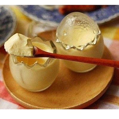 بولة زجاج شكل بيضة – تقديم عصري ومميز للحلويات والفواكه