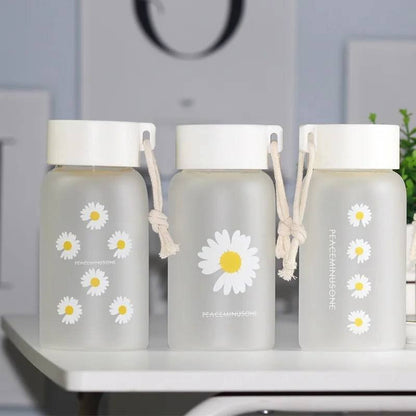 زجاجة مياه 500ml – تصميم عباد الشمس العملي والأنيق 💛🌻