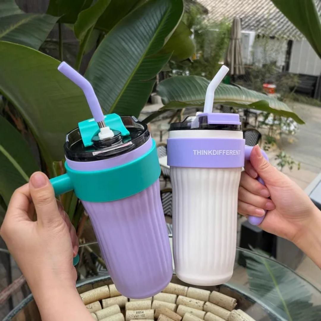 مج حراري استانلس جامبو 850ml – تصميم أنيق بيد وشاليموه استانلس للمشروبات الساخنة والباردة