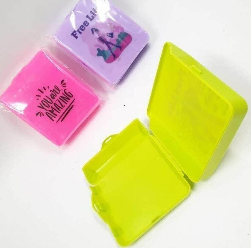 حافظة فوط صحية للبنات – خصوصية وأناقة في كل مكان