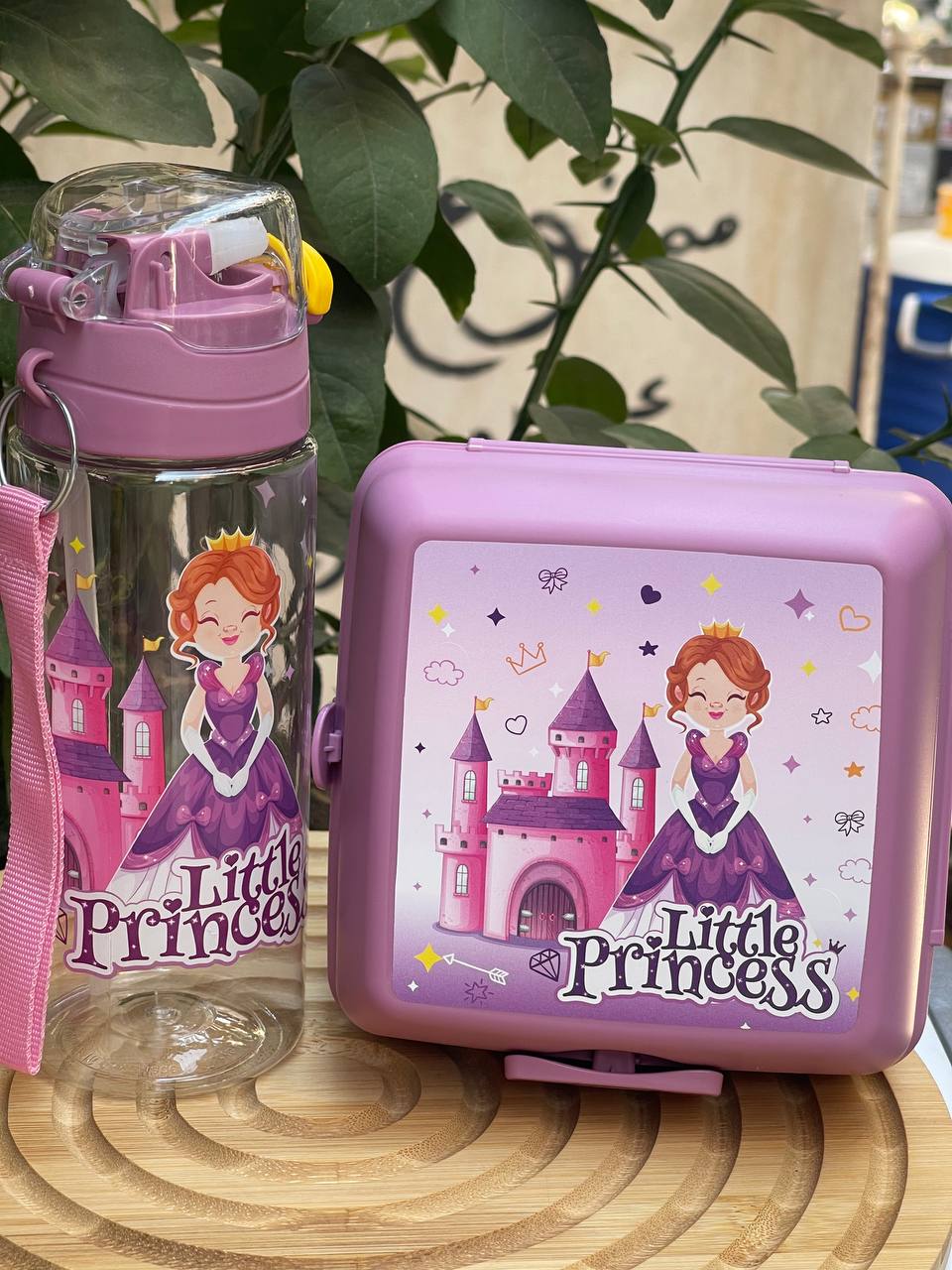 🥗💧 طقم لانش بوكس دورين مع زجاجة مياه أكريليك – ترتيب وأناقة في كل وجبة