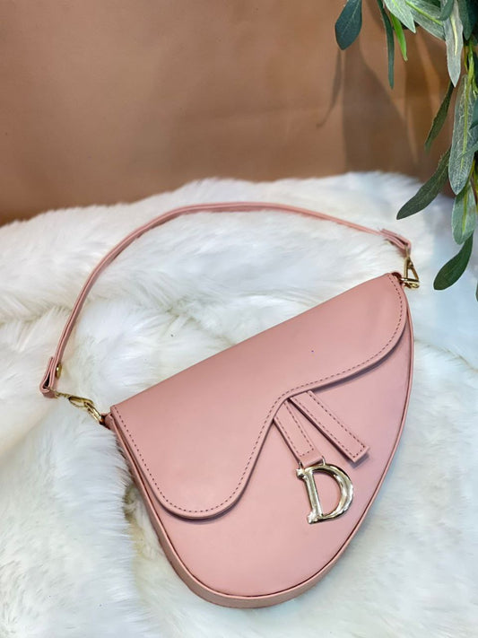شنطة Dior Shoulder & Cross – تصميم عصري، مقاس متوسط