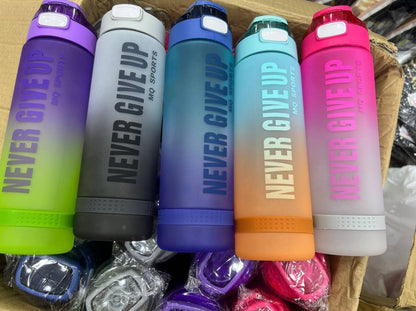 🥤 زجاجة مياه "Never Give Up" – سعة 1000 مل