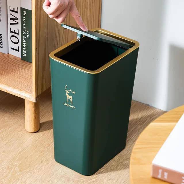 باسكت مهملات تاتش أنيق — تصميم عملي ولمسة عصرية