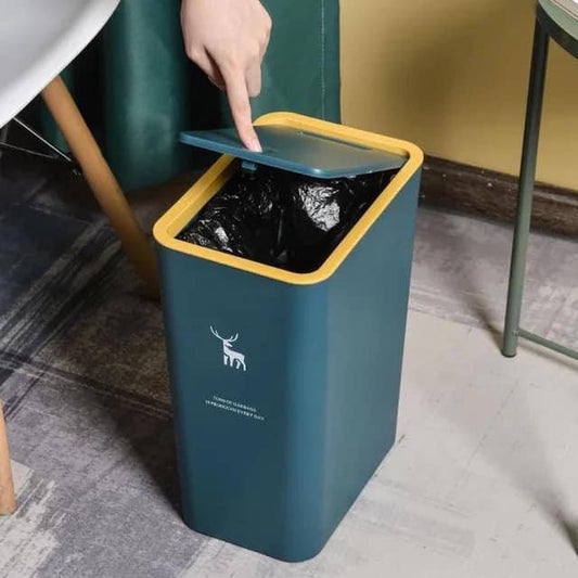باسكت مهملات تاتش أنيق — تصميم عملي ولمسة عصرية