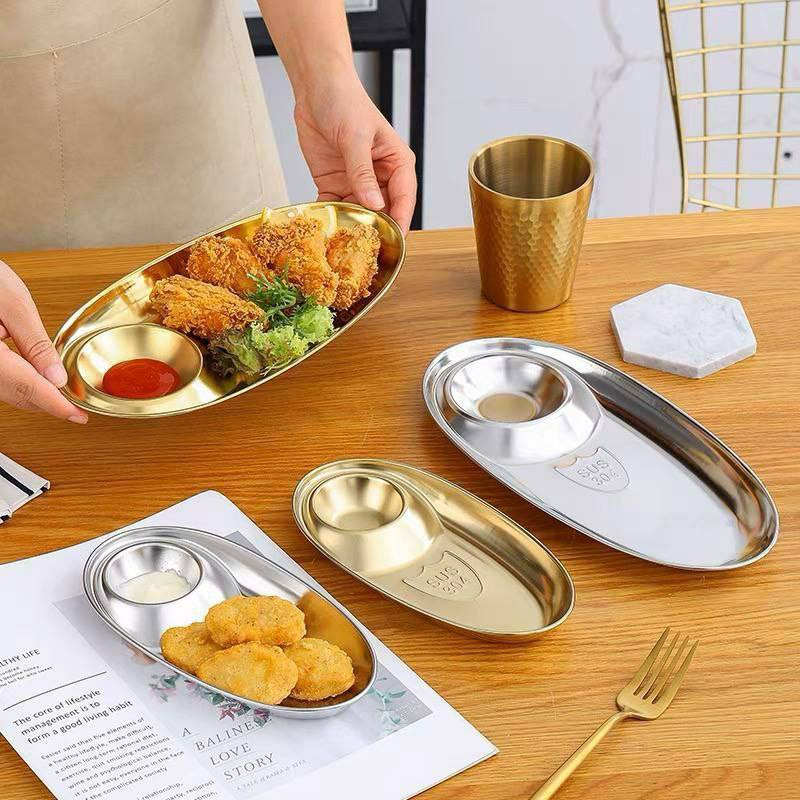 🍽️ سرفيس تقديم الوجبات 2×1 – أناقة التقديم تبدأ من هنا! 🍔🥯🥘