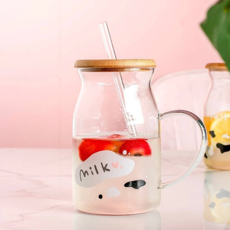 🥛 مج Milk بغطاء خشب وشاليموه – زجاج بايركس حراري سعة 500 مل 
