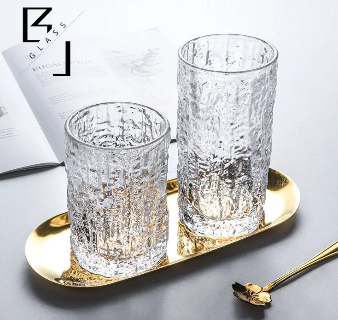 🥃 كوب زجاج منقَرِش – تصميم أنيق للمشروبات الباردة والساخنة 