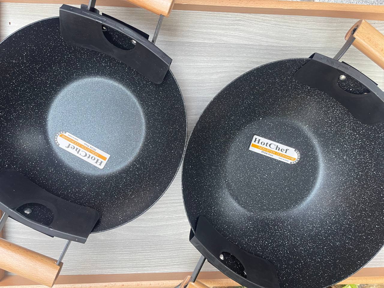 🍳 طقم ووك 2 قطعة جرانيت بمقبض خشب – جودة عالية وتصميم أنيق