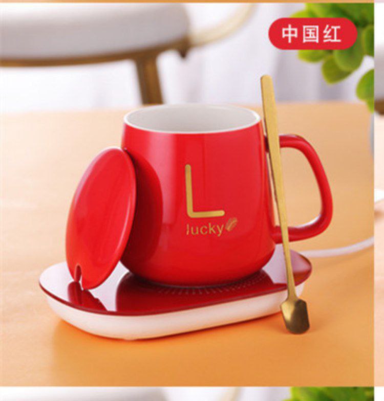 مج البورسلين الفاخر مع قاعدة تسخين كهربائية ومعلقة ذهبية – مشروبك دايمًا سخن لأخر رشفة