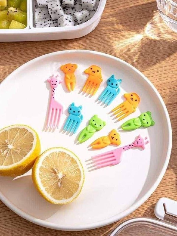 🍓 شوك فاكهة للأطفال – لمسة بهجة على كل طبق 🦁🐰🦊