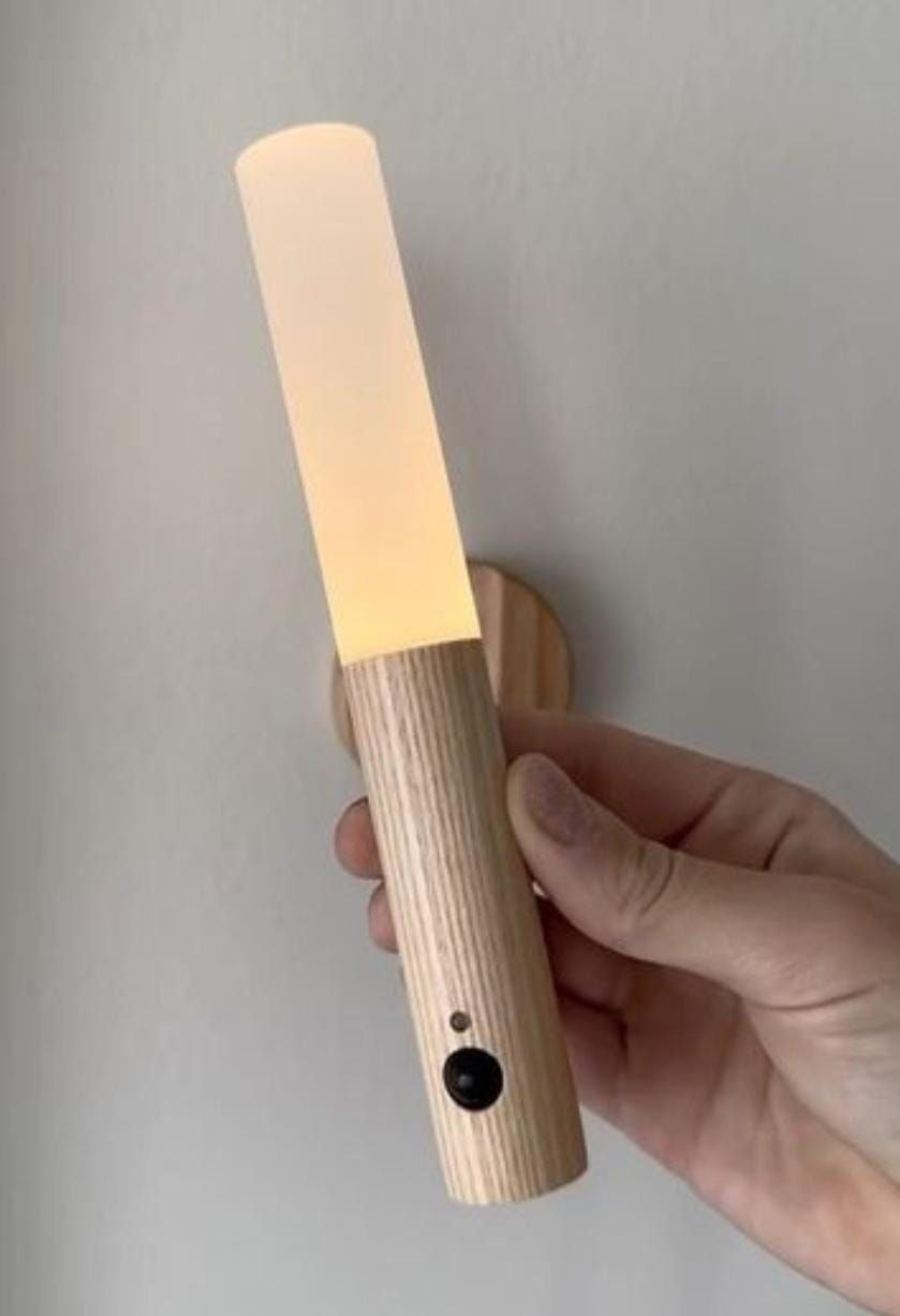 💡 كشاف سمارت ليد USB بمستشعر حركة