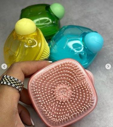 🛁 ليفة استحمام سيليكون شكل سلحفاة – استرخاء ونظافة في منتج واحد