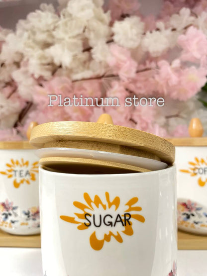 طقم برطمانات بورسلين مزين بنقشة ورد رقيقة 🌸