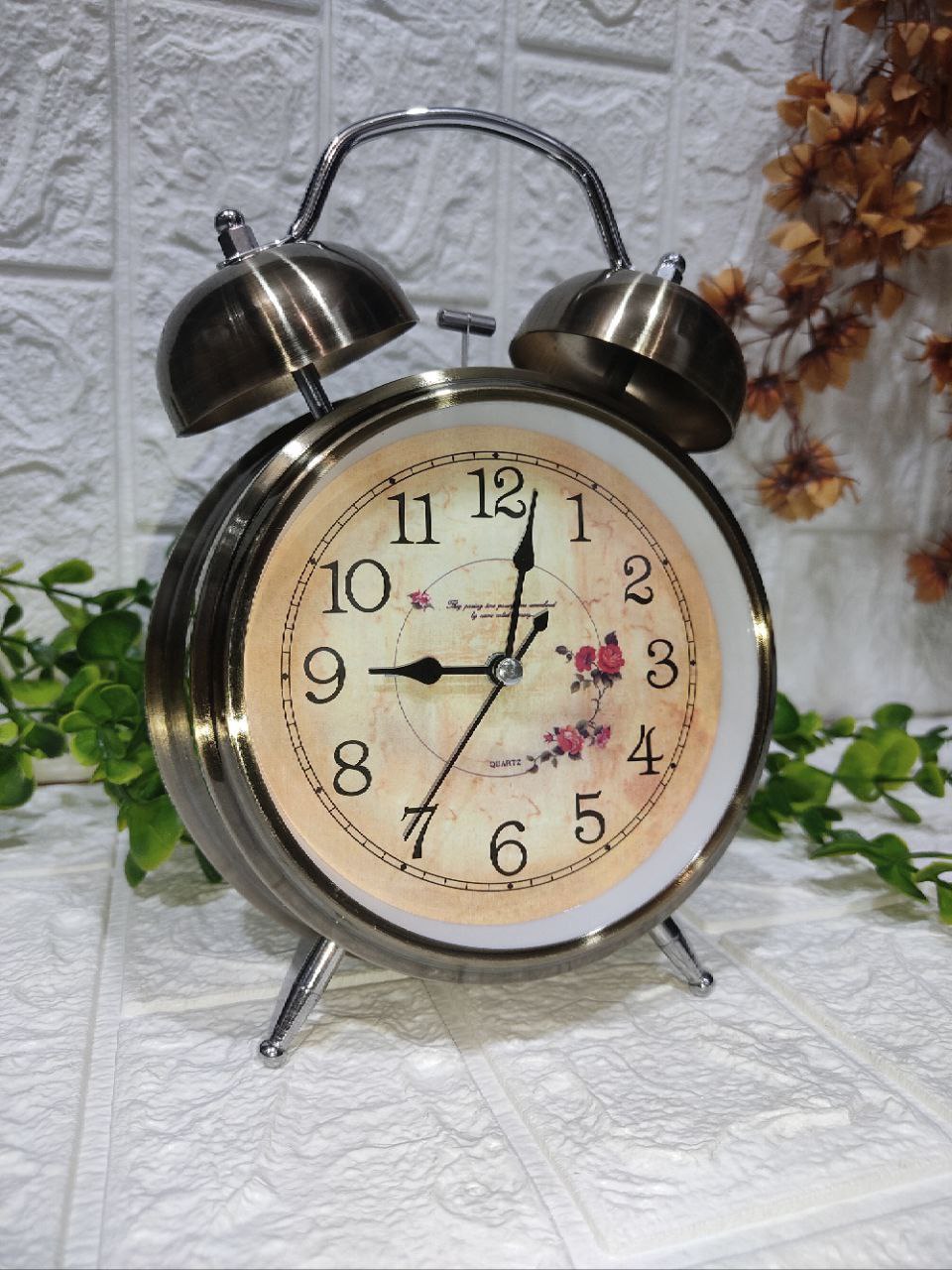 🕰️ منبه نحاسي معدني كلاسيك
