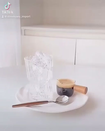 🧋 كوب آيس كوفي وهوت شوكليت مضلع – زجاج بيور مستورد بتصميم أنيق 🍫🍹