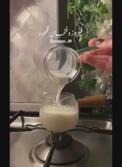 🔥 كنكة / صوصيرة بايركس حراري – تصميم منقرش بيد خشب بامبو ☕🍯