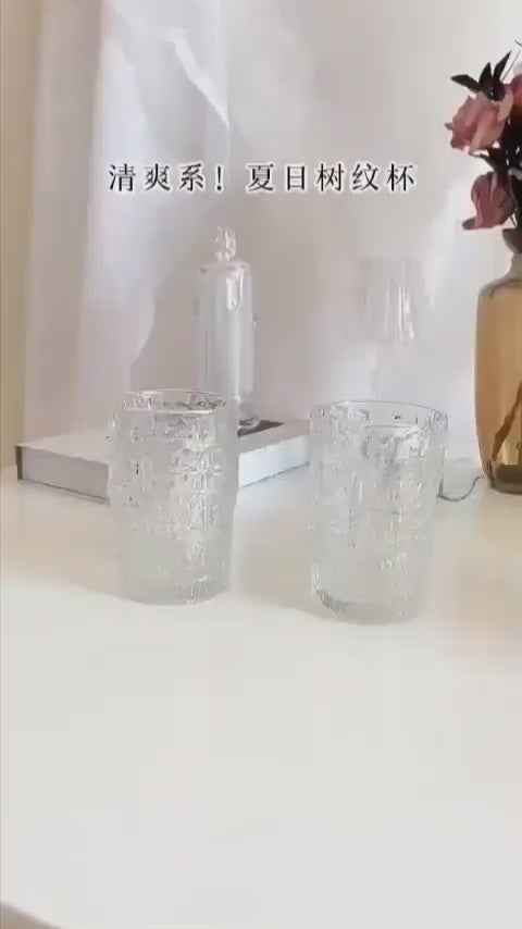 🥃 كوب زجاج منقَرِش – تصميم أنيق للمشروبات الباردة والساخنة